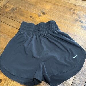 Nike Dri-Fit Ultra High Waisted 3” Brief Lined Women's Black Athletic Shorts